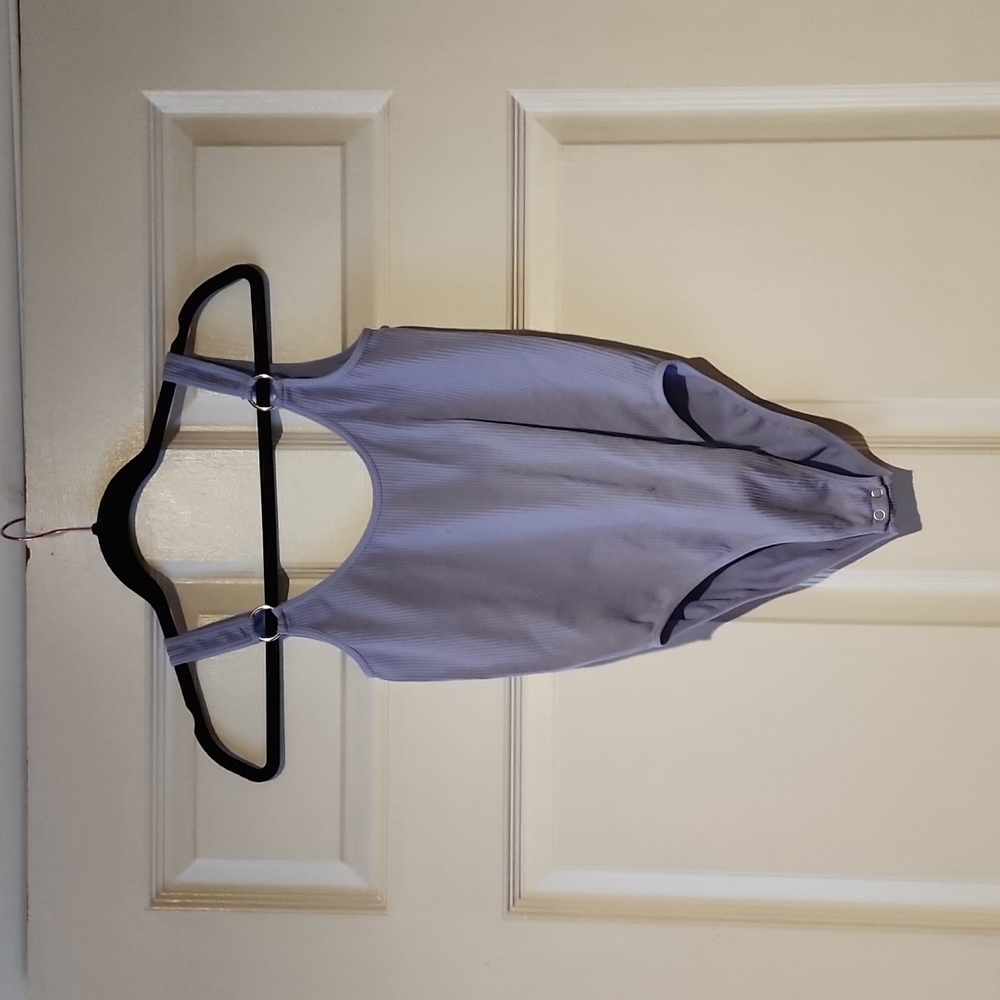 Lilac bodysuit with no label